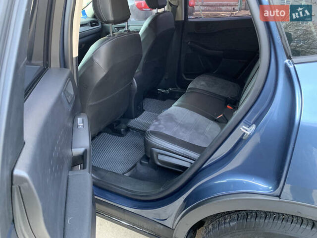 Синій Форд Ескейп, об'ємом двигуна 1.5 л та пробігом 28 тис. км за 19000 $, фото 8 на Automoto.ua