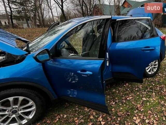 Синий Форд Эскейп, объемом двигателя 0 л и пробегом 122 тыс. км за 17000 $, фото 28 на Automoto.ua