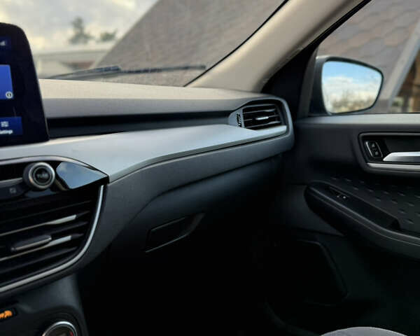 Синій Форд Ескейп, об'ємом двигуна 1.5 л та пробігом 123 тис. км за 13500 $, фото 17 на Automoto.ua