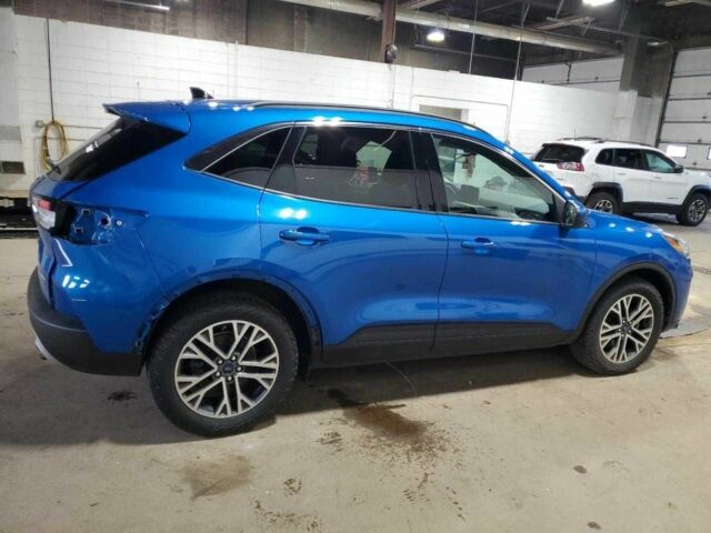 Синий Форд Эскейп, объемом двигателя 2 л и пробегом 83 тыс. км за 4000 $, фото 5 на Automoto.ua