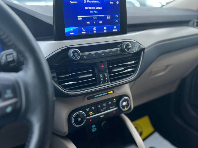 Синий Форд Эскейп, объемом двигателя 1.5 л и пробегом 60 тыс. км за 19990 $, фото 15 на Automoto.ua