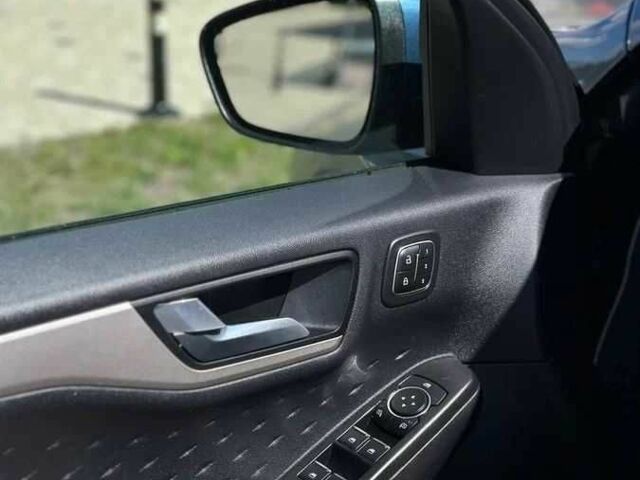 Синий Форд Эскейп, объемом двигателя 1.5 л и пробегом 66 тыс. км за 15000 $, фото 14 на Automoto.ua