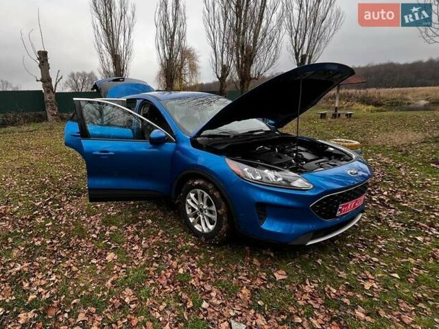 Синий Форд Эскейп, объемом двигателя 0 л и пробегом 122 тыс. км за 17000 $, фото 26 на Automoto.ua