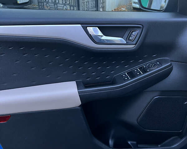 Синий Форд Эскейп, объемом двигателя 2.5 л и пробегом 112 тыс. км за 24600 $, фото 13 на Automoto.ua