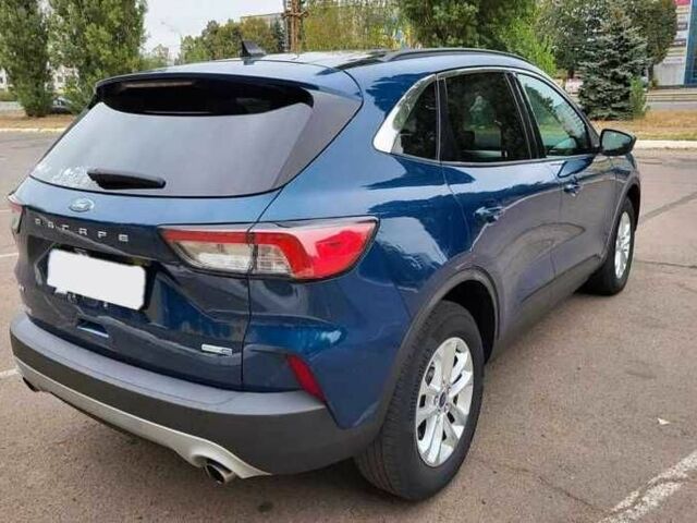 Синій Форд Ескейп, об'ємом двигуна 1.5 л та пробігом 53 тис. км за 10400 $, фото 4 на Automoto.ua