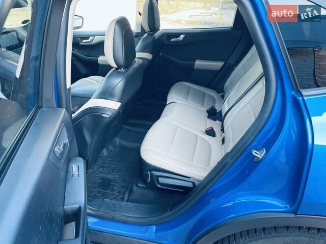 Синий Форд Эскейп, объемом двигателя 2.49 л и пробегом 241 тыс. км за 19100 $, фото 18 на Automoto.ua