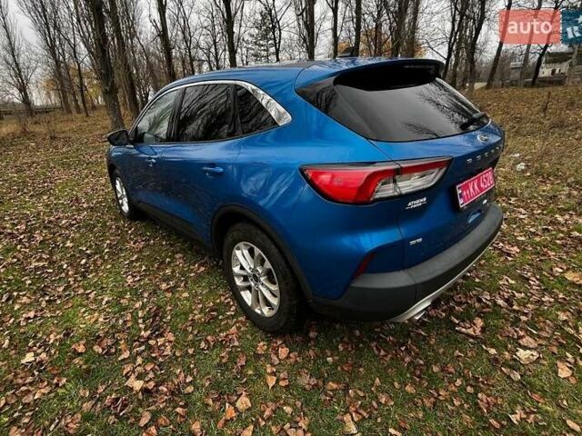 Синий Форд Эскейп, объемом двигателя 0 л и пробегом 122 тыс. км за 17000 $, фото 5 на Automoto.ua