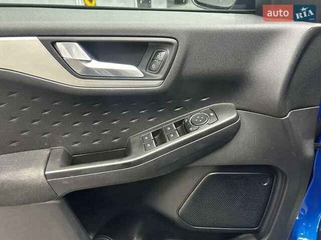 Синий Форд Эскейп, объемом двигателя 1.5 л и пробегом 21 тыс. км за 17500 $, фото 22 на Automoto.ua