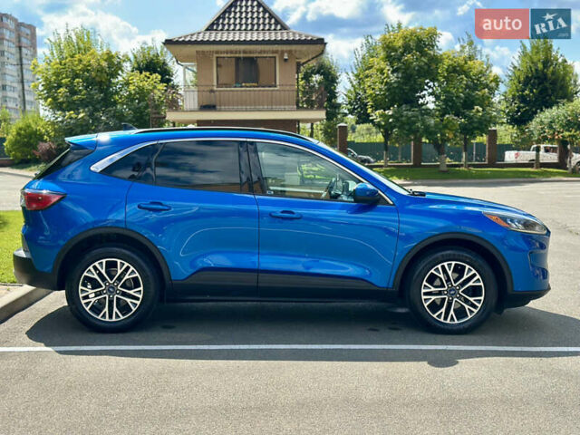 Синий Форд Эскейп, объемом двигателя 1.5 л и пробегом 148 тыс. км за 16999 $, фото 7 на Automoto.ua