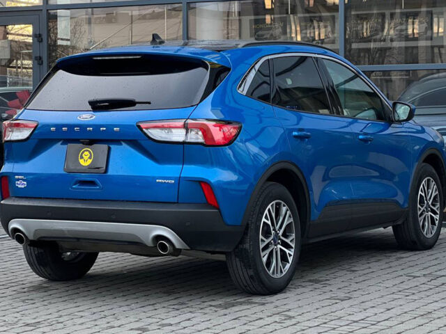 Синий Форд Эскейп, объемом двигателя 1.5 л и пробегом 60 тыс. км за 19990 $, фото 5 на Automoto.ua