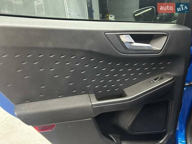 Синий Форд Эскейп, объемом двигателя 1.5 л и пробегом 21 тыс. км за 17500 $, фото 18 на Automoto.ua