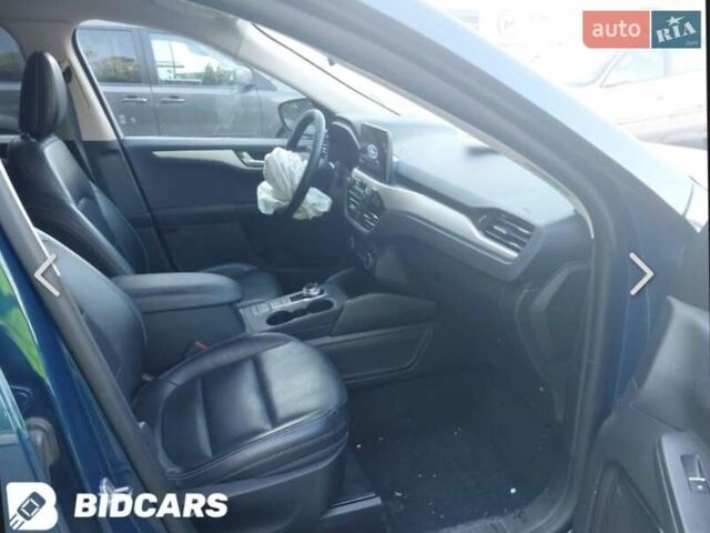 Синий Форд Эскейп, объемом двигателя 1.5 л и пробегом 83 тыс. км за 8700 $, фото 3 на Automoto.ua