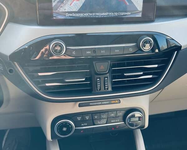 Синий Форд Эскейп, объемом двигателя 2.49 л и пробегом 241 тыс. км за 19100 $, фото 16 на Automoto.ua