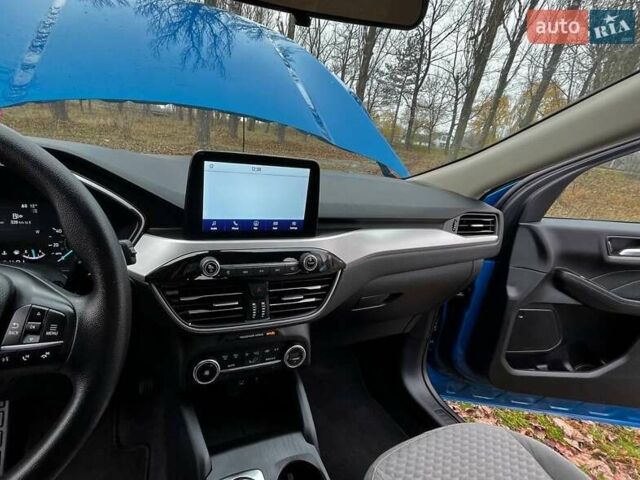 Синий Форд Эскейп, объемом двигателя 0 л и пробегом 122 тыс. км за 17000 $, фото 23 на Automoto.ua