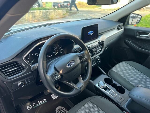 Синій Форд Ескейп, об'ємом двигуна 1.5 л та пробігом 25 тис. км за 17300 $, фото 18 на Automoto.ua