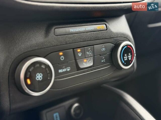 Синій Форд Ескейп, об'ємом двигуна 1.5 л та пробігом 75 тис. км за 14350 $, фото 17 на Automoto.ua