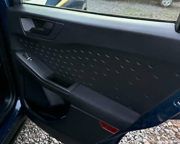 Форд Эскейп 2020 в Полтаве на Automoto.ua Синий Форд Эскейп, объемом двигателя 0 л и пробегом 141 тыс. км за 14500 $, фото 12 на Automoto.ua