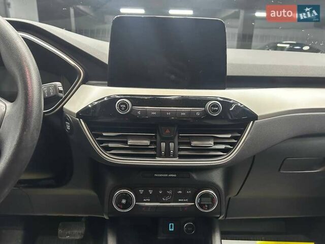 Синий Форд Эскейп, объемом двигателя 1.5 л и пробегом 21 тыс. км за 17500 $, фото 11 на Automoto.ua