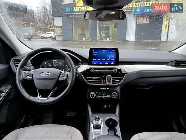 Синий Форд Эскейп, объемом двигателя 1.5 л и пробегом 41 тыс. км за 17000 $, фото 8 на Automoto.ua