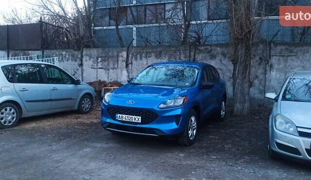 Синий Форд Эскейп, объемом двигателя 1.5 л и пробегом 34 тыс. км за 15200 $, фото 1 на Automoto.ua