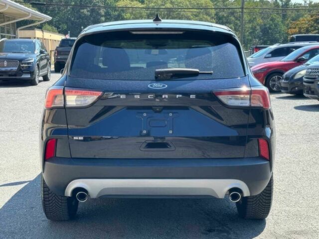 Синий Форд Эскейп, объемом двигателя 1.5 л и пробегом 16 тыс. км за 5500 $, фото 6 на Automoto.ua