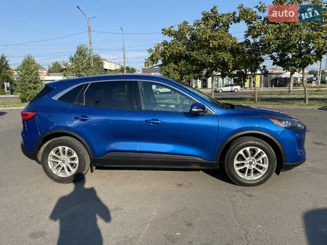Синий Форд Эскейп, объемом двигателя 1.5 л и пробегом 55 тыс. км за 16700 $, фото 3 на Automoto.ua
