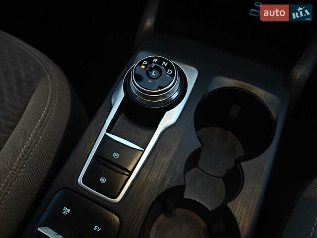 Синий Форд Эскейп, объемом двигателя 2.5 л и пробегом 72 тыс. км за 22000 $, фото 24 на Automoto.ua