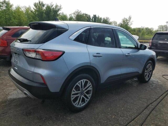 Синий Форд Эскейп, объемом двигателя 1.5 л и пробегом 47 тыс. км за 3900 $, фото 2 на Automoto.ua