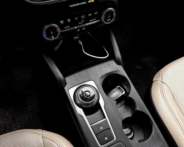 Синій Форд Ескейп, об'ємом двигуна 2.49 л та пробігом 83 тис. км за 20400 $, фото 17 на Automoto.ua