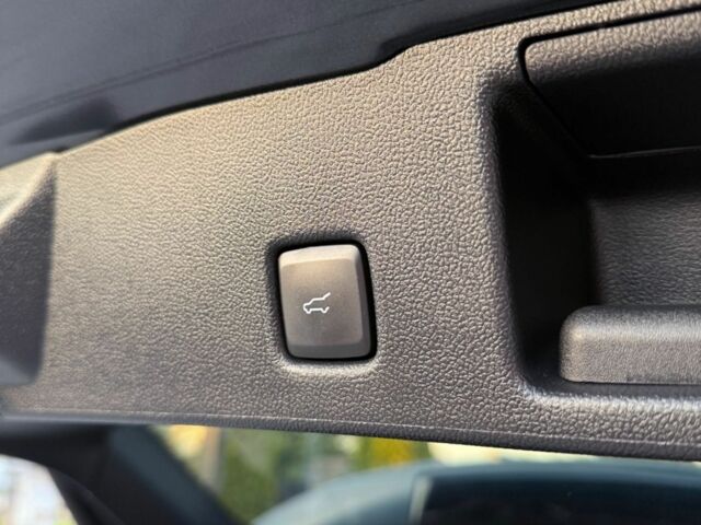 Синій Форд Ескейп, об'ємом двигуна 1.5 л та пробігом 43 тис. км за 16250 $, фото 13 на Automoto.ua