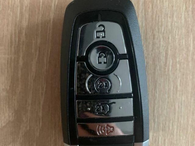 Синій Форд Ескейп, об'ємом двигуна 1.5 л та пробігом 17 тис. км за 24200 $, фото 17 на Automoto.ua