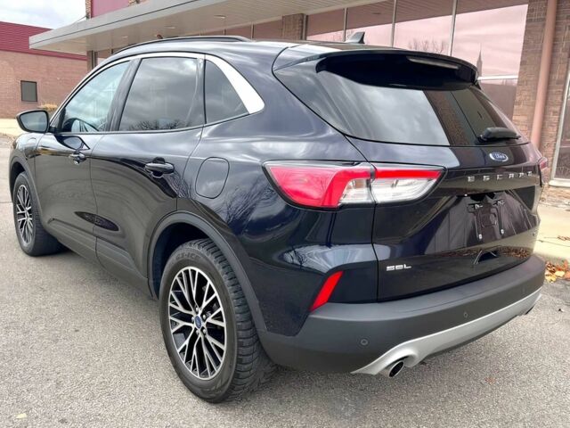 Синий Форд Эскейп, объемом двигателя 0 л и пробегом 22 тыс. км за 16500 $, фото 4 на Automoto.ua