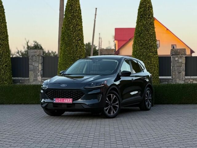 Синій Форд Ескейп, об'ємом двигуна 1.5 л та пробігом 43 тис. км за 16250 $, фото 1 на Automoto.ua