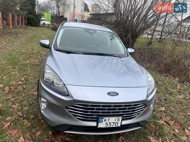 Синий Форд Эскейп, объемом двигателя 2.5 л и пробегом 37 тыс. км за 23700 $, фото 2 на Automoto.ua