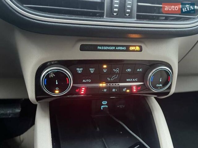 Синий Форд Эскейп, объемом двигателя 2.5 л и пробегом 34 тыс. км за 23000 $, фото 15 на Automoto.ua