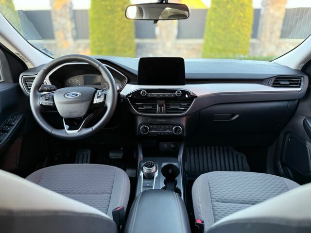 Синій Форд Ескейп, об'ємом двигуна 1.5 л та пробігом 43 тис. км за 16250 $, фото 9 на Automoto.ua