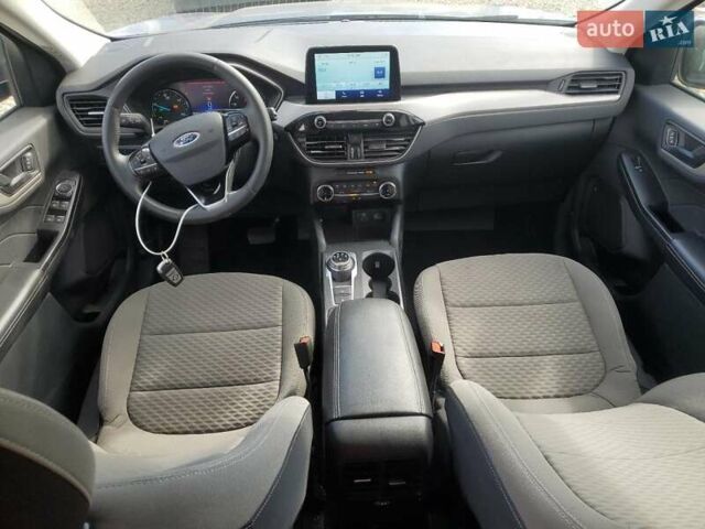Синий Форд Эскейп, объемом двигателя 2.5 л и пробегом 113 тыс. км за 4350 $, фото 7 на Automoto.ua