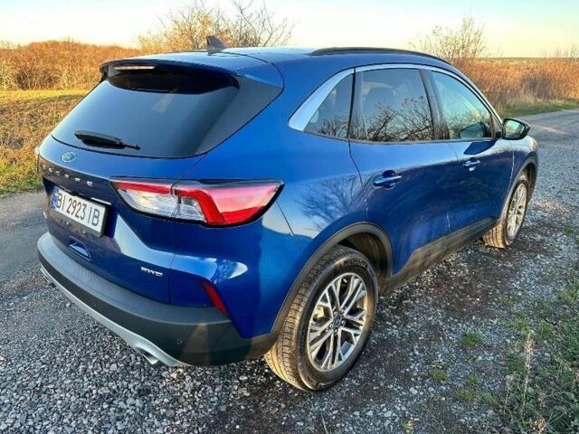 Синій Форд Ескейп, об'ємом двигуна 1.5 л та пробігом 17 тис. км за 24200 $, фото 3 на Automoto.ua