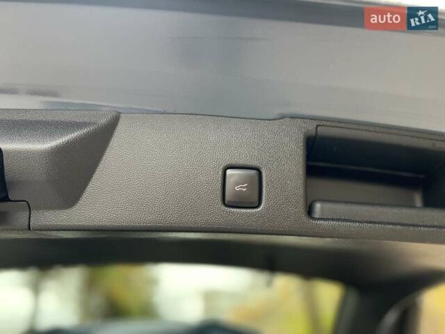 Синій Форд Ескейп, об'ємом двигуна 0 л та пробігом 16 тис. км за 28450 $, фото 14 на Automoto.ua