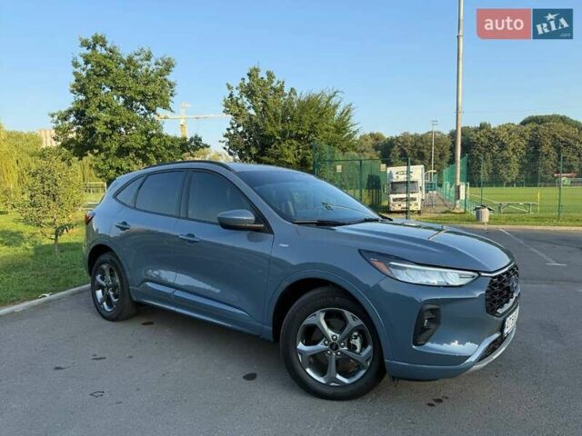 Синій Форд Ескейп, об'ємом двигуна 2 л та пробігом 12 тис. км за 32800 $, фото 1 на Automoto.ua