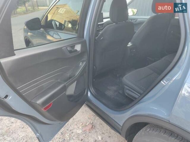 Синий Форд Эскейп, объемом двигателя 1.5 л и пробегом 43 тыс. км за 20000 $, фото 18 на Automoto.ua