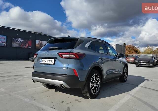 Синий Форд Эскейп, объемом двигателя 2.5 л и пробегом 11 тыс. км за 28490 $, фото 4 на Automoto.ua