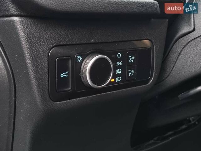 Синий Форд Эскейп, объемом двигателя 1.5 л и пробегом 21 тыс. км за 18799 $, фото 45 на Automoto.ua