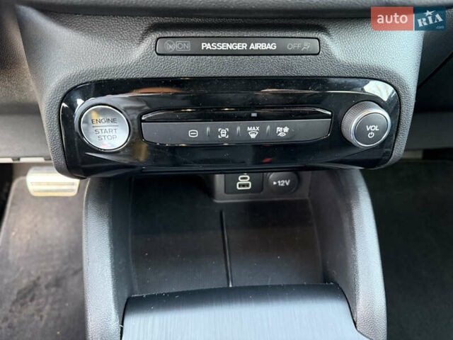 Синій Форд Ескейп, об'ємом двигуна 2.5 л та пробігом 19 тис. км за 29500 $, фото 27 на Automoto.ua