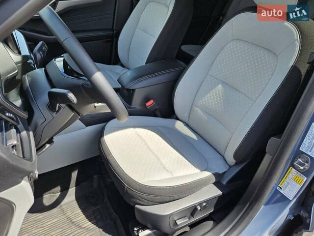 Синий Форд Эскейп, объемом двигателя 0 л и пробегом 5 тыс. км за 22500 $, фото 19 на Automoto.ua