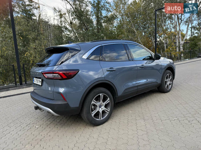 Синій Форд Ескейп, об'ємом двигуна 2.5 л та пробігом 21 тис. км за 27600 $, фото 2 на Automoto.ua