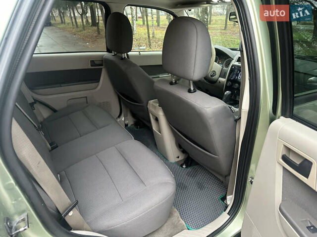 Зелений Форд Ескейп, об'ємом двигуна 2.49 л та пробігом 209 тис. км за 10999 $, фото 21 на Automoto.ua
