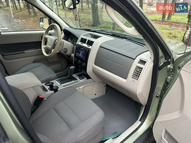 Зелений Форд Ескейп, об'ємом двигуна 2.49 л та пробігом 209 тис. км за 10999 $, фото 24 на Automoto.ua