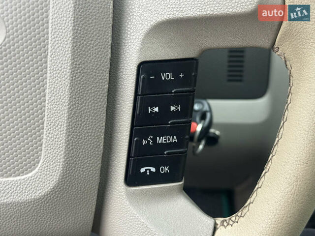 Зелений Форд Ескейп, об'ємом двигуна 2.49 л та пробігом 209 тис. км за 10999 $, фото 31 на Automoto.ua