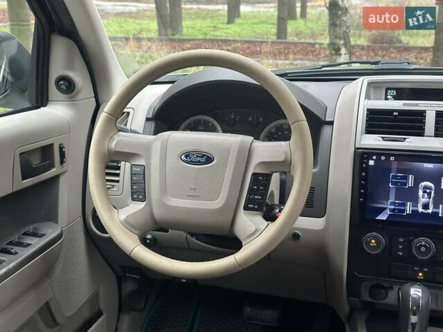 Зелений Форд Ескейп, об'ємом двигуна 2.49 л та пробігом 209 тис. км за 10999 $, фото 27 на Automoto.ua